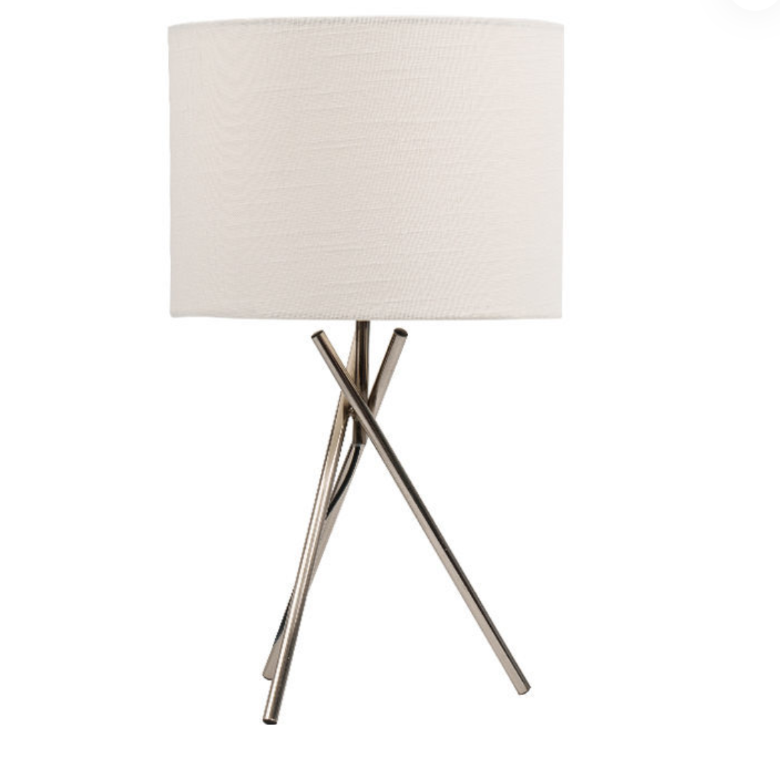 リビングルーム/寝室/書斎のスタイルに基づいて、最も適切な装飾テーブルランプのスタイルと色を選択するにはどうすればよいですか?